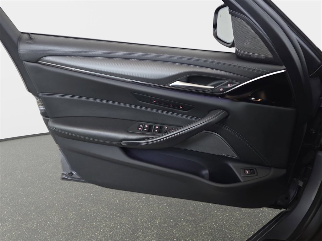 Used 2019 BMW M5 w/ Executive Package image 27