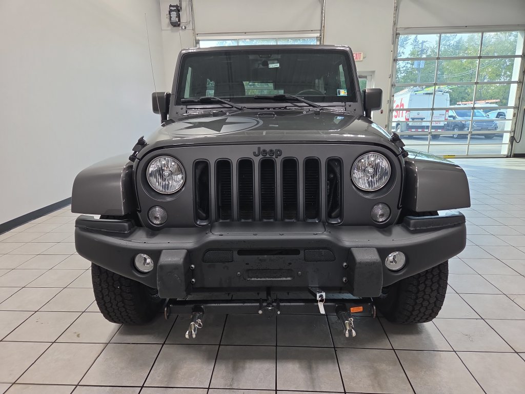 Used 2018 Jeep Wrangler Unlimited Sport AWD/4WD image 2
