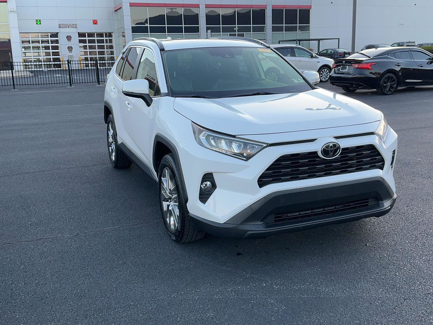 Used 2020 Toyota RAV4 XLE Premium AWD/4WD image 3