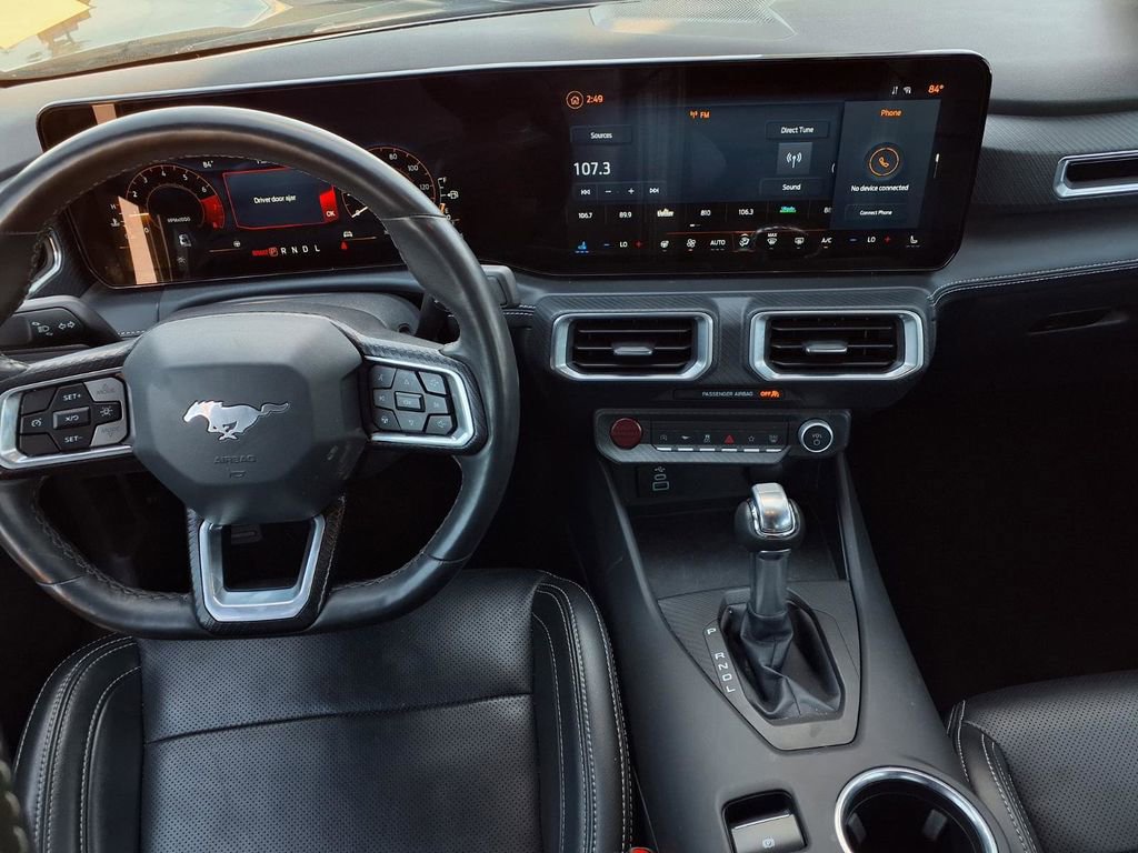 Used 2025 Ford Mustang Premium image 12