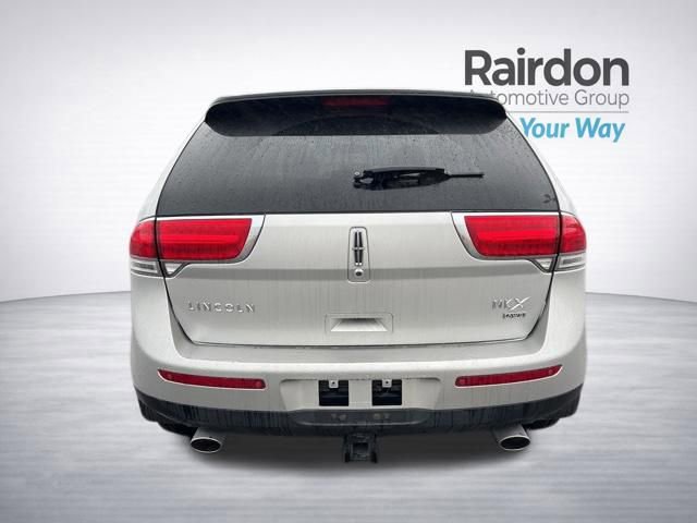 Used 2013 Lincoln MKX AWD image 6