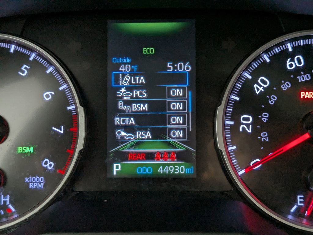 Used 2021 Toyota RAV4 XLE w/ Convenience Package image 35