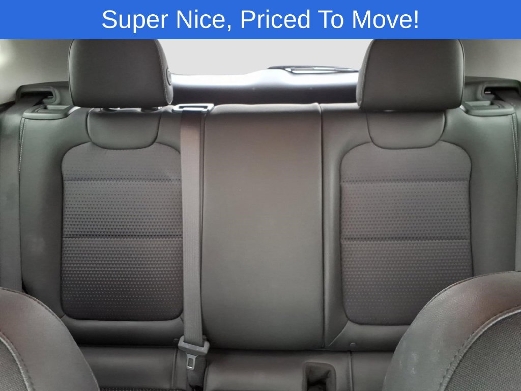 Used 2025 Chevrolet Trax LT FWD image 16