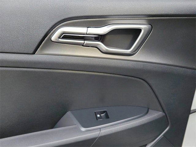 New 2026 Kia Sportage LX image 22