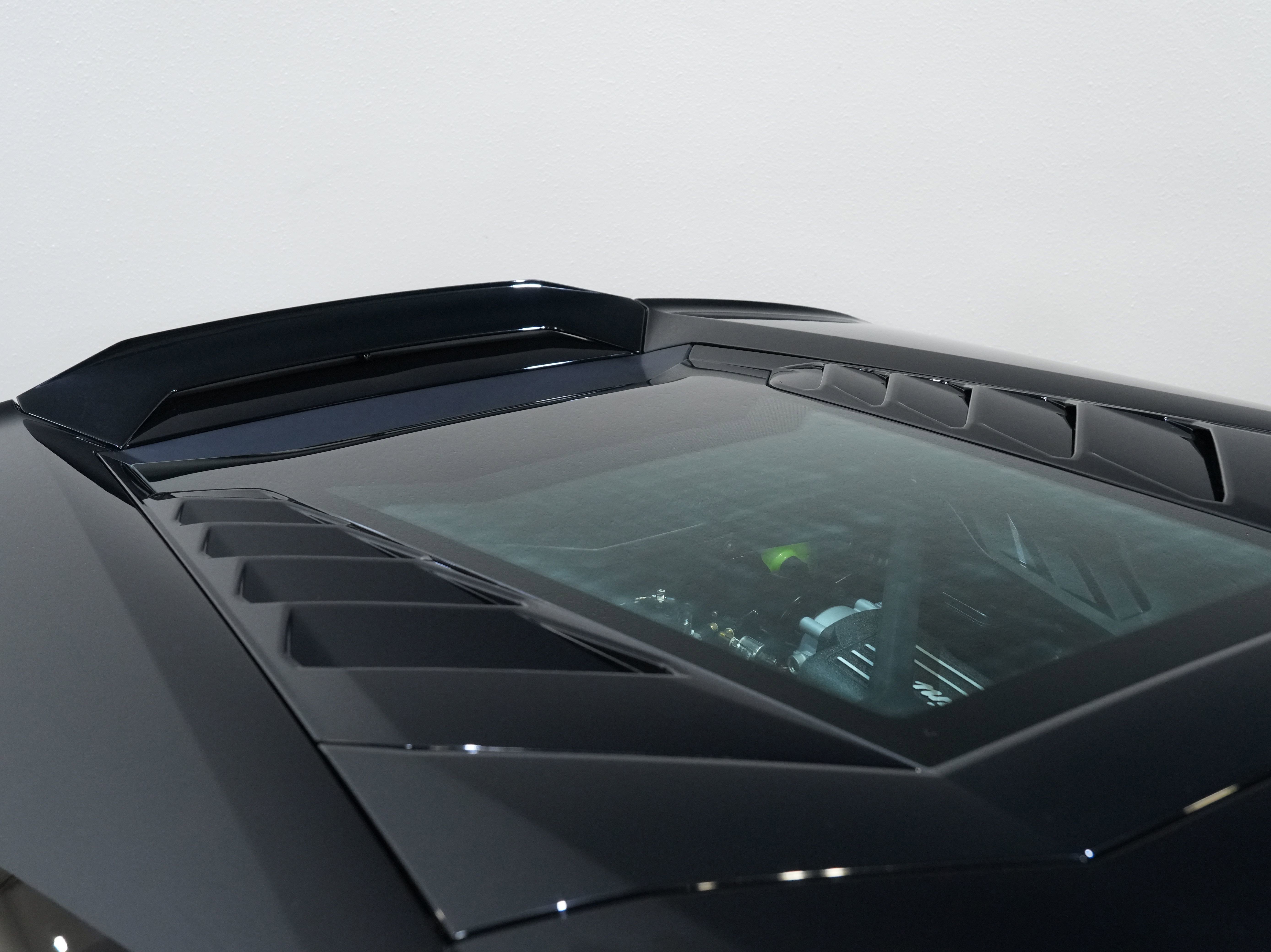 Used 2021 Lamborghini Huracan EVO image 15