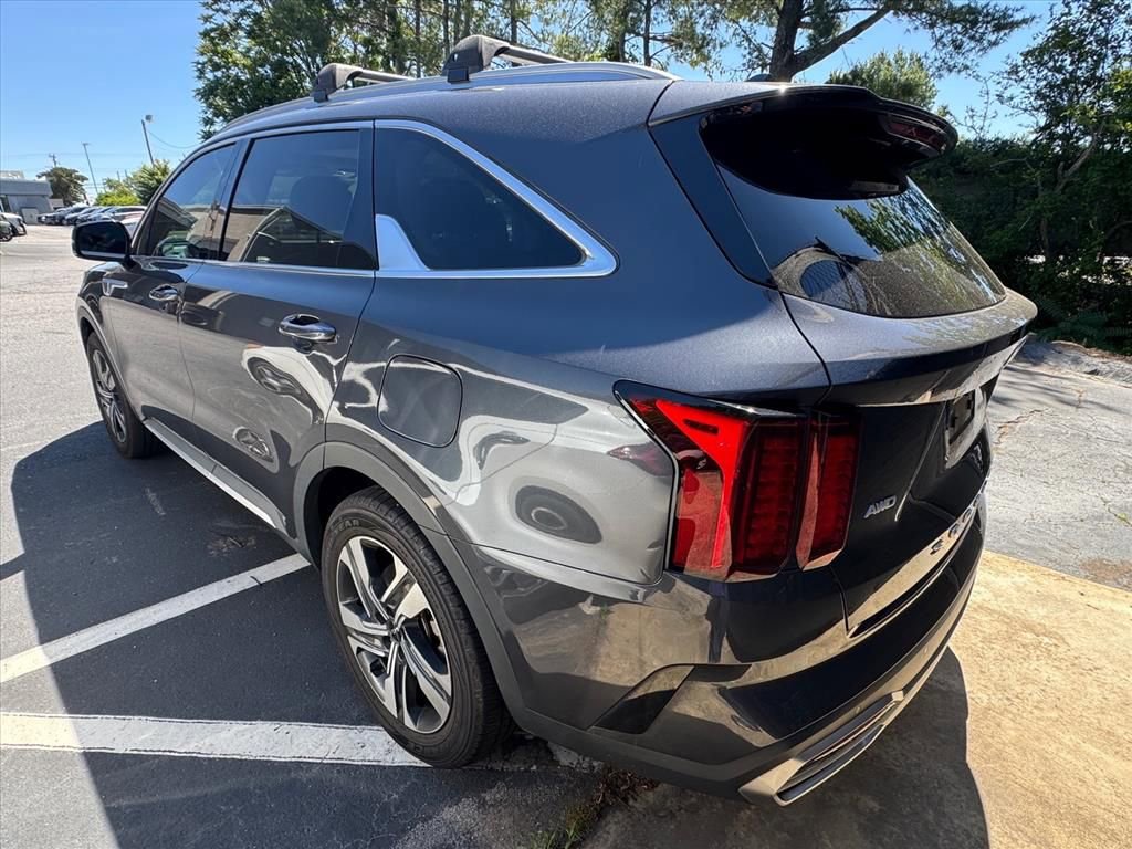 Certified 2022 Kia Sorento EX w/ Panoramic Sunroof Package AWD/4WD image 7