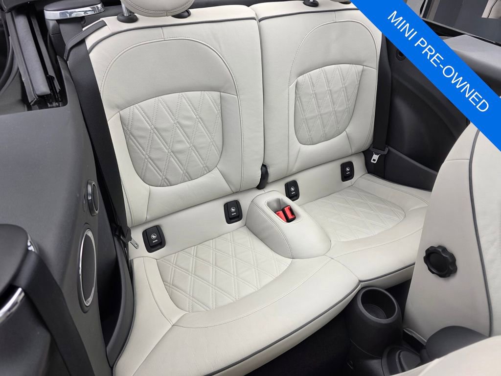Used 2020 MINI Cooper Convertible image 25