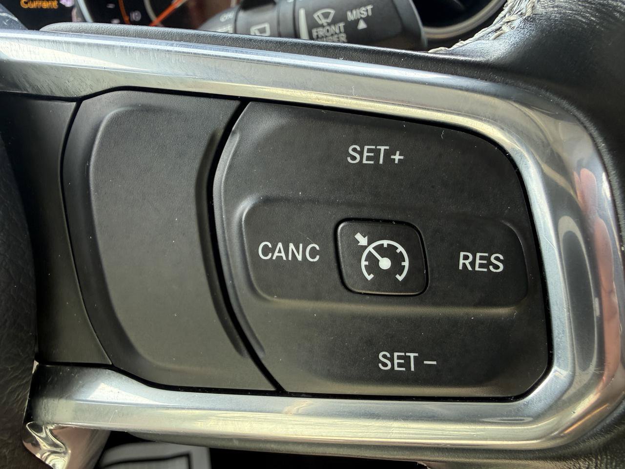 Used 2022 Jeep Wrangler Unlimited Sahara w/ Cold Weather Group AWD/4WD image 13