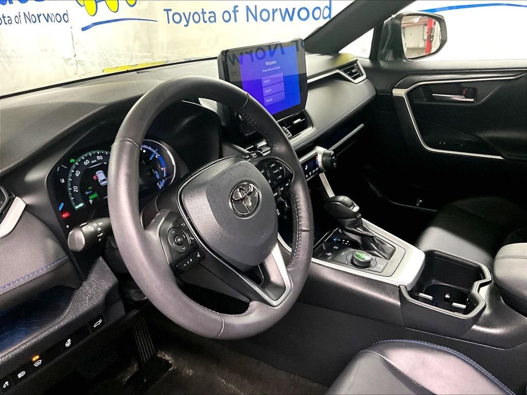 Used 2023 Toyota RAV4 XSE w/ XSE Grade Weather Package AWD/4WD image 8