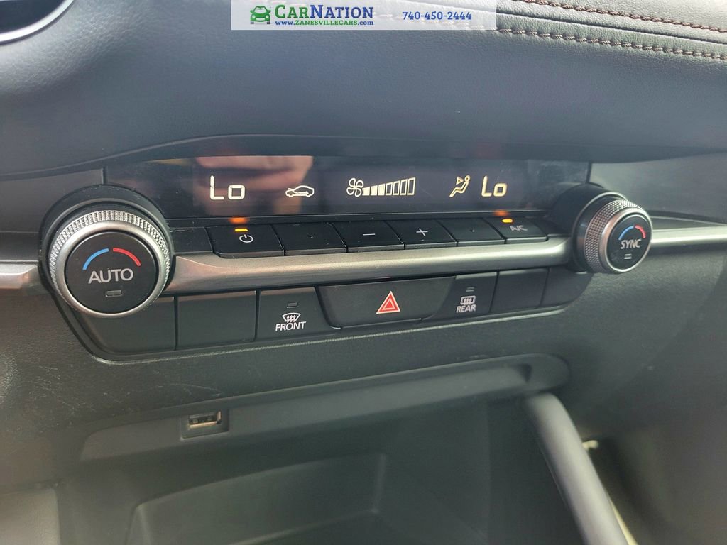 Used 2020 MAZDA MAZDA3 Hatchback image 28