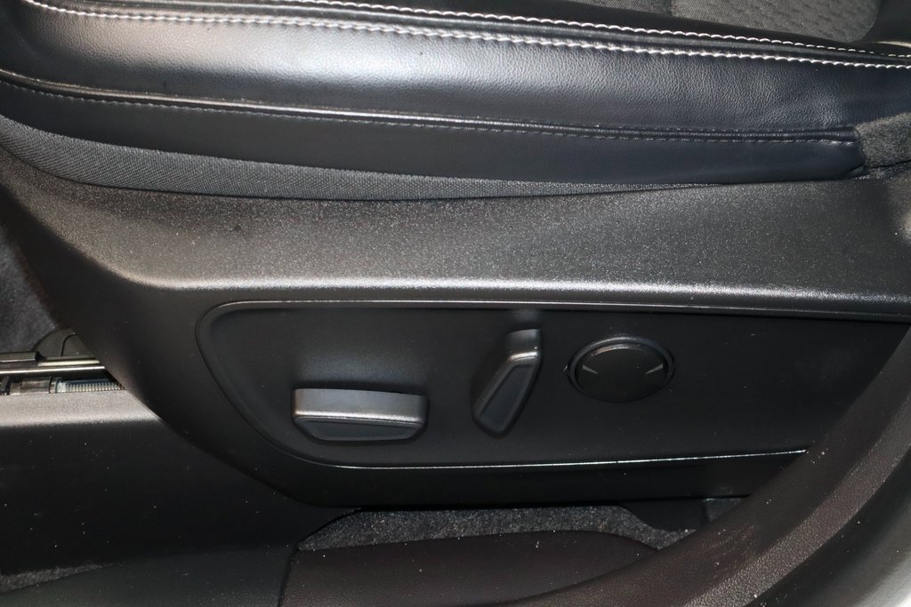 Used 2023 Ford Escape SE image 26