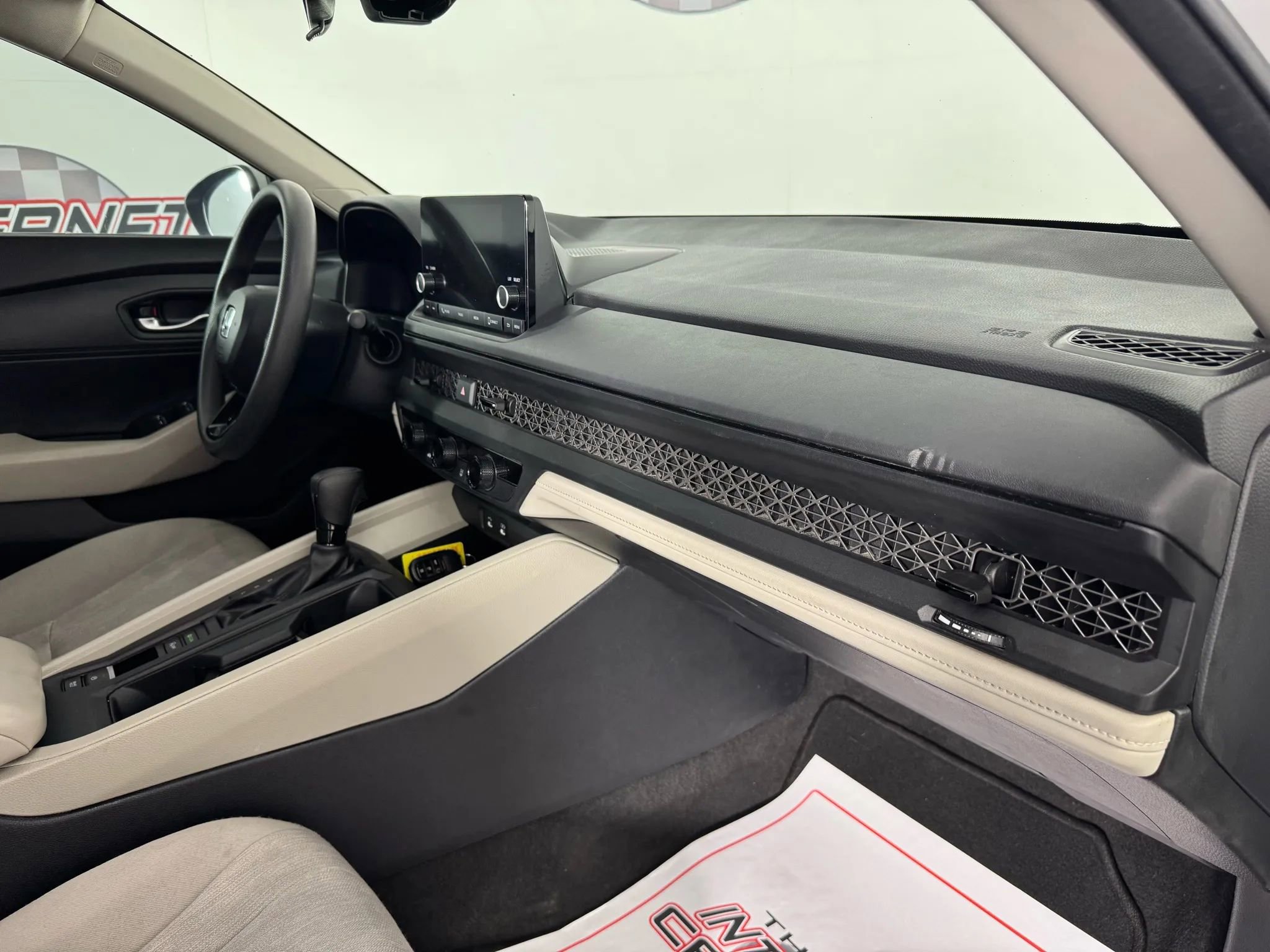 Used 2023 Honda Accord LX image 12