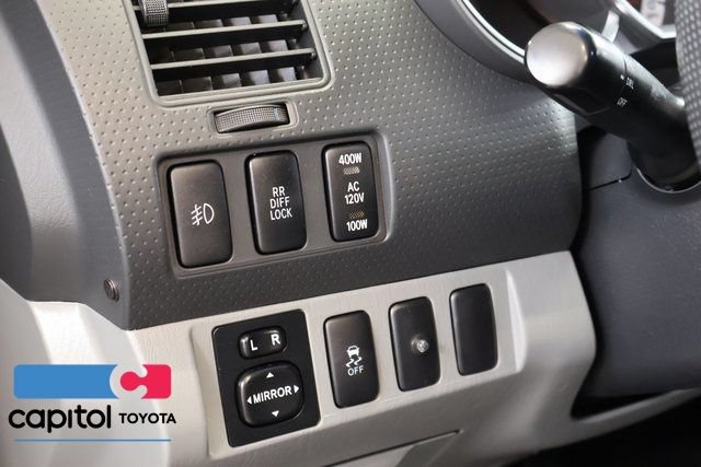 Used 2014 Toyota Tacoma PreRunner w/ TRD Off-Road Package RWD image 13