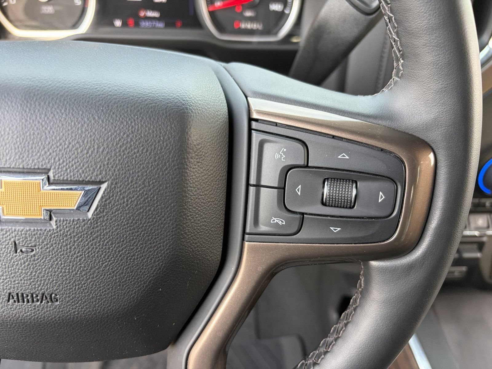 Certified 2023 Chevrolet Silverado 2500 High Country w/ Z71 Off-Road Package AWD/4WD image 26