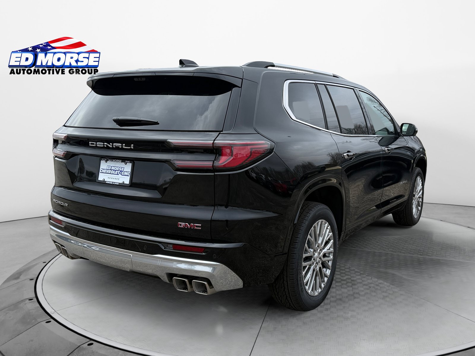 New 2026 GMC Acadia Denali w/ Super Cruise Package FWD image 5