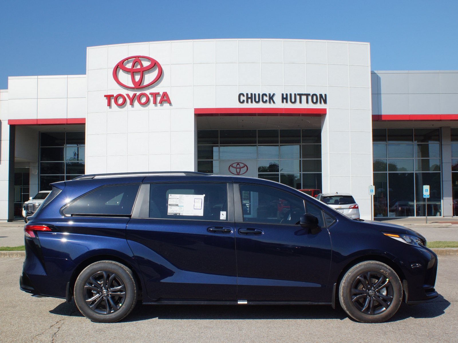 Used 2026 Toyota Sienna XSE