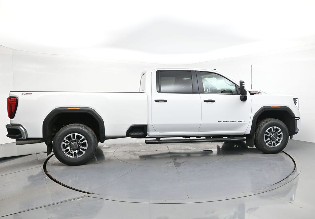 Used 2024 GMC Sierra 3500 Pro w/ 1SA Pro Safety Plus Package AWD/4WD image 4
