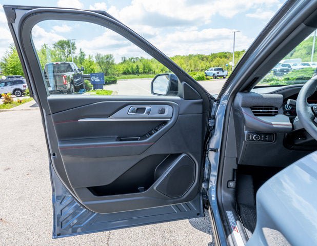 New 2026 Ford Explorer ST-Line w/ ST-Line Street Pack AWD/4WD image 31