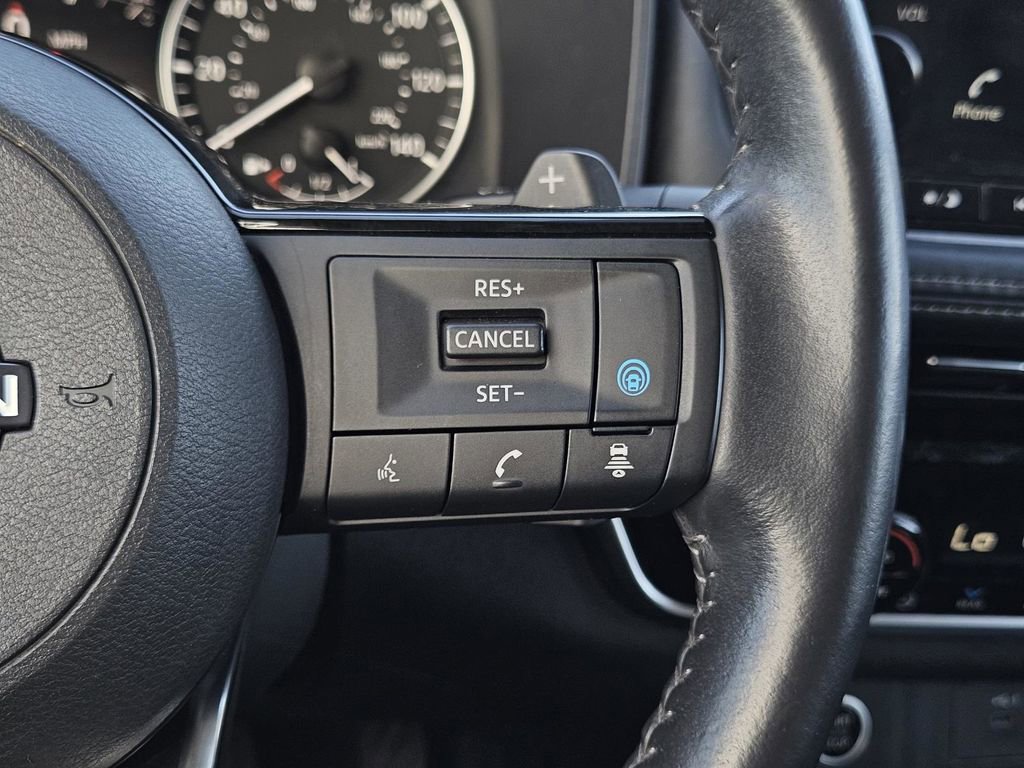 Used 2023 Nissan Rogue SL w/ SL Premium Package image 17