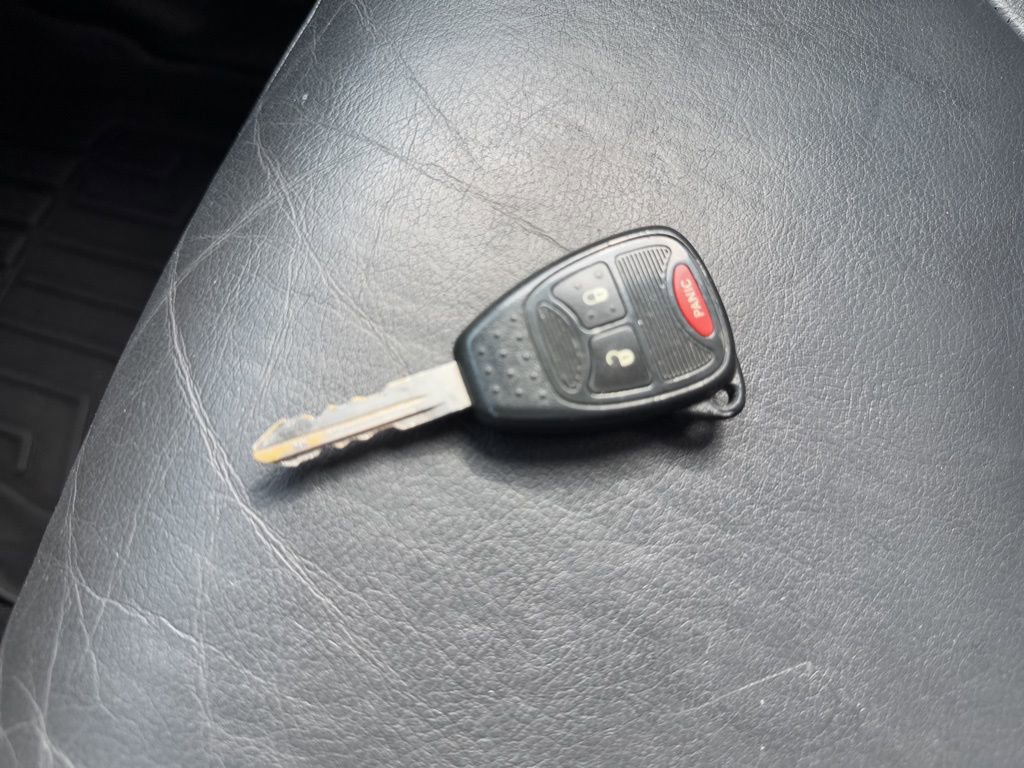 Used 2015 Jeep Wrangler Unlimited Rubicon w/ Connectivity Group AWD/4WD image 41