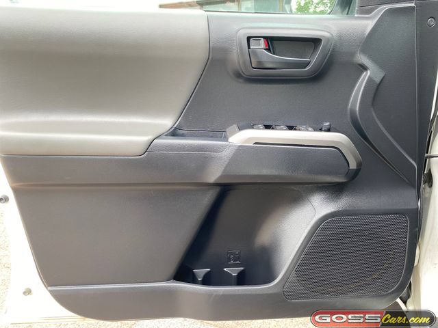 Used 2022 Toyota Tacoma SR5 AWD/4WD image 22