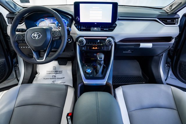 New 2025 Toyota RAV4 Limited image 20