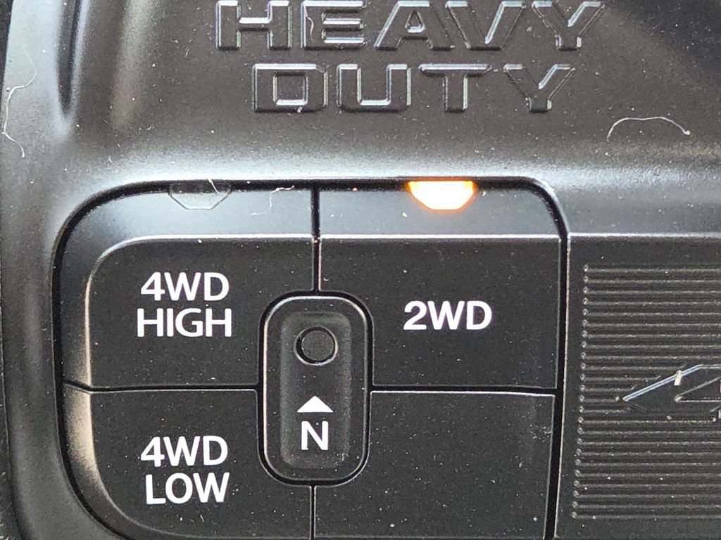 Used 2024 RAM 2500 Laramie AWD/4WD image 31