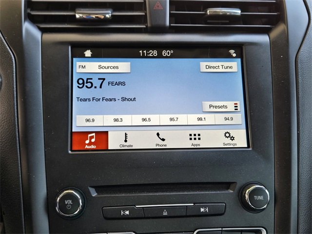 Used 2018 Ford Fusion SE w/ Equipment Group 201A image 18