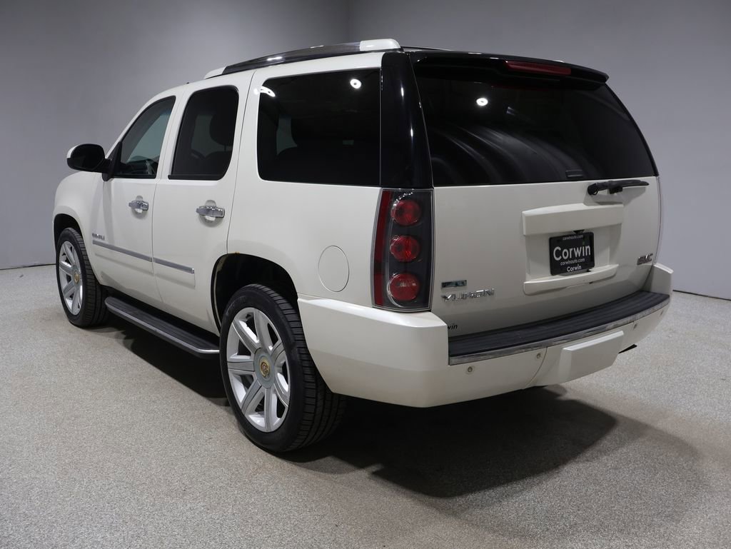 Used 2011 GMC Yukon Denali image 6