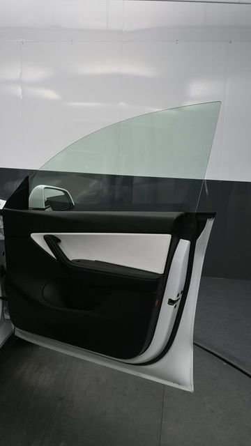 Used 2022 Tesla Model Y Long Range AWD/4WD image 9