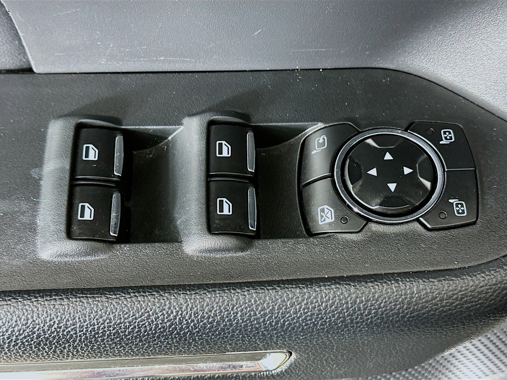 Used 2024 Ford Expedition XLT image 15