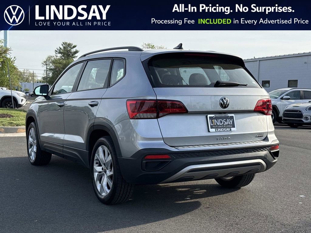 Used 2023 Volkswagen Taos S w/ Driver Assistance Package image 5