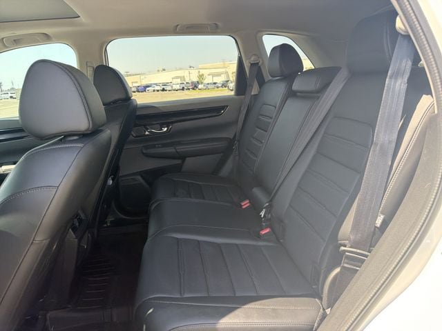 Used 2025 Honda CR-V EX-L image 12