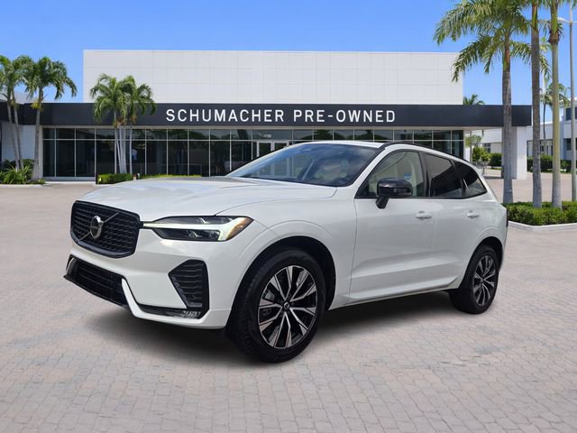 Used 2024 Volvo XC60 B5 Core image 3