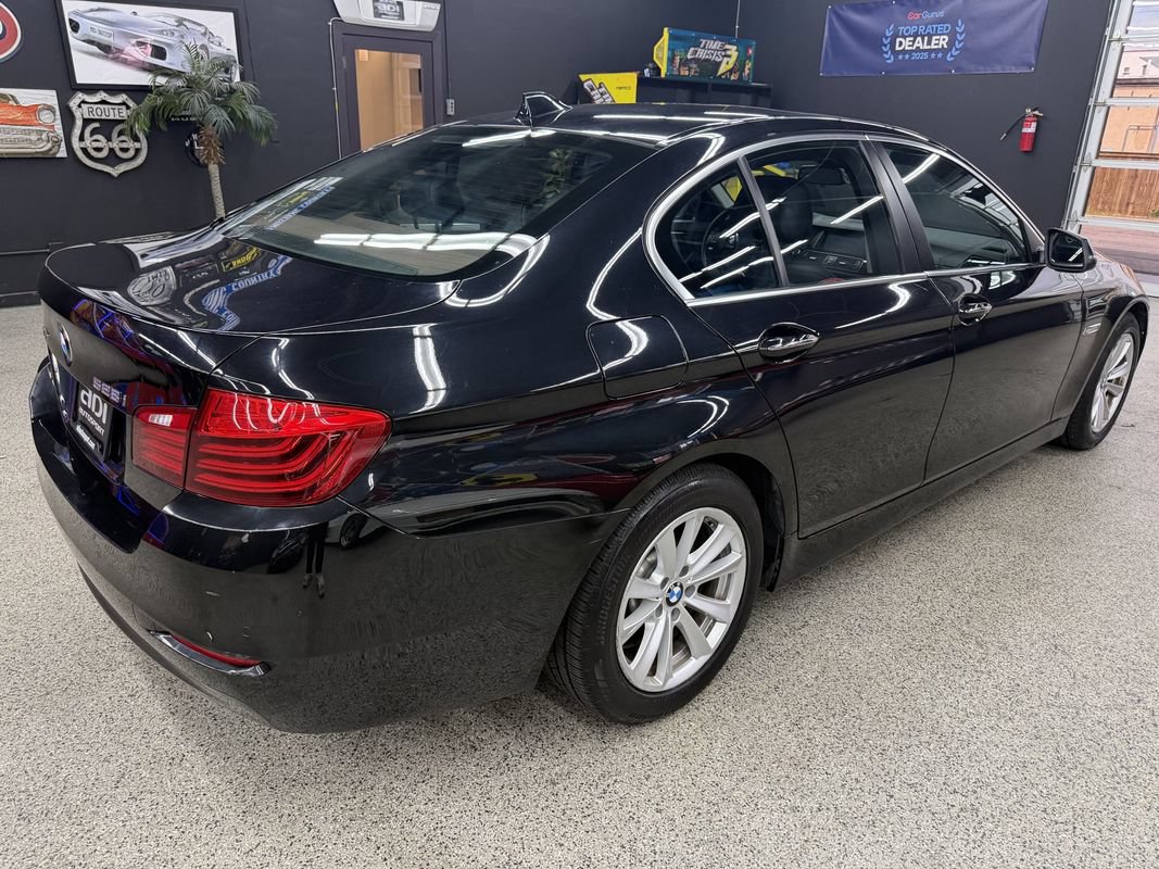 Used 2015 BMW 528i xDrive Sedan AWD/4WD image 5
