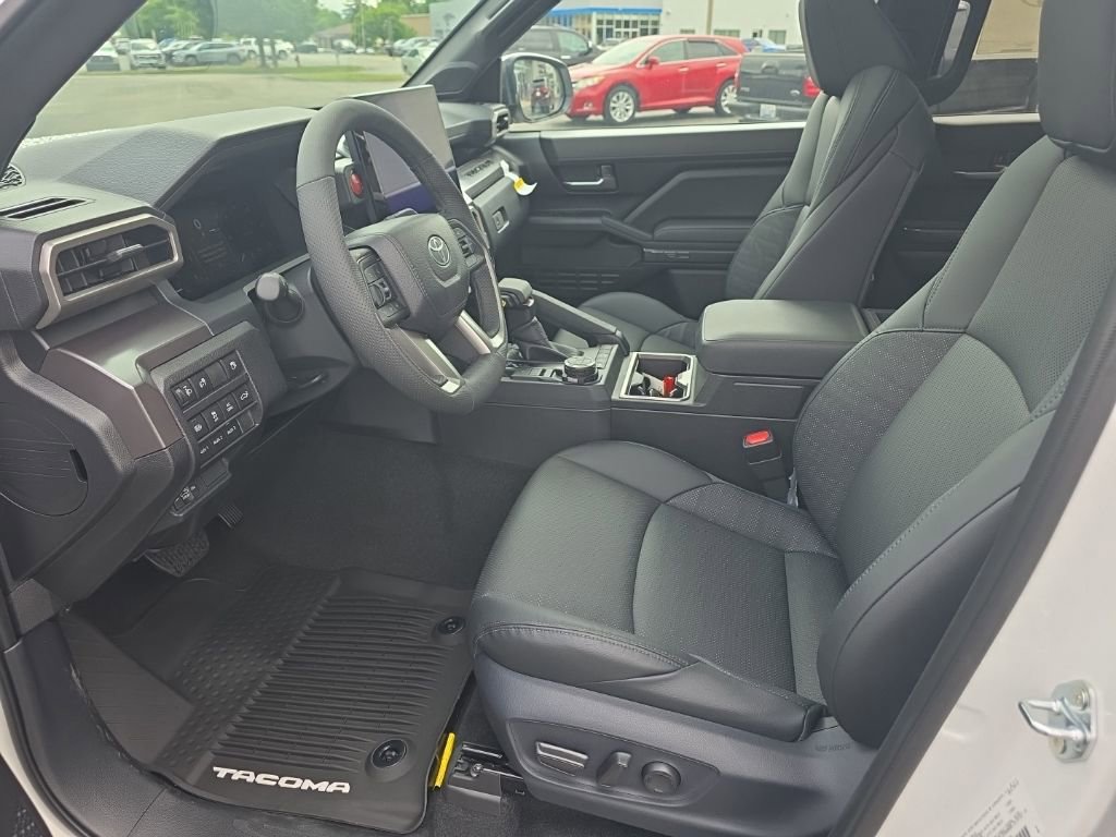 New 2026 Toyota Tacoma TRD Off-Road AWD/4WD image 11