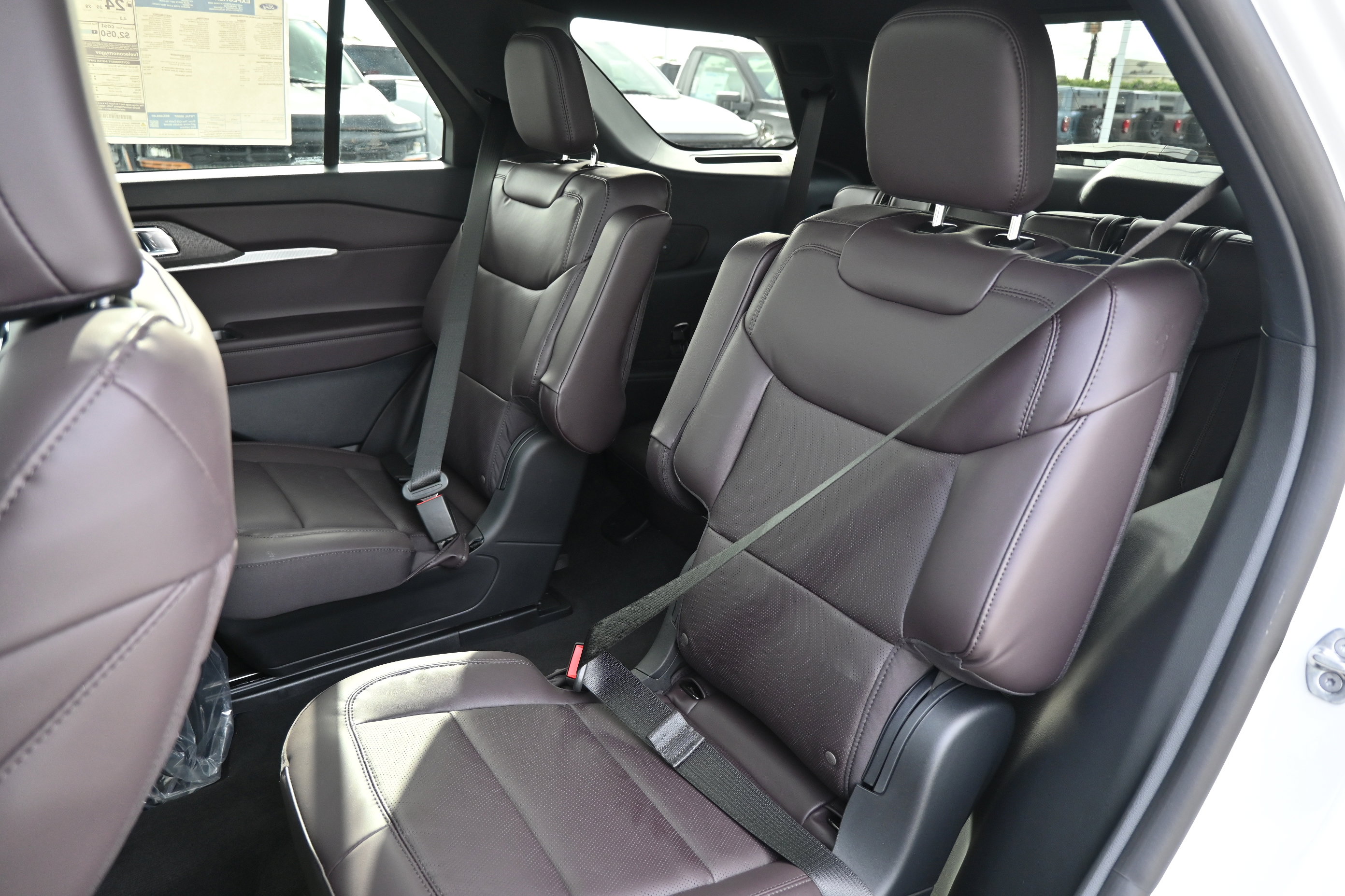 New 2026 Ford Explorer Platinum image 35