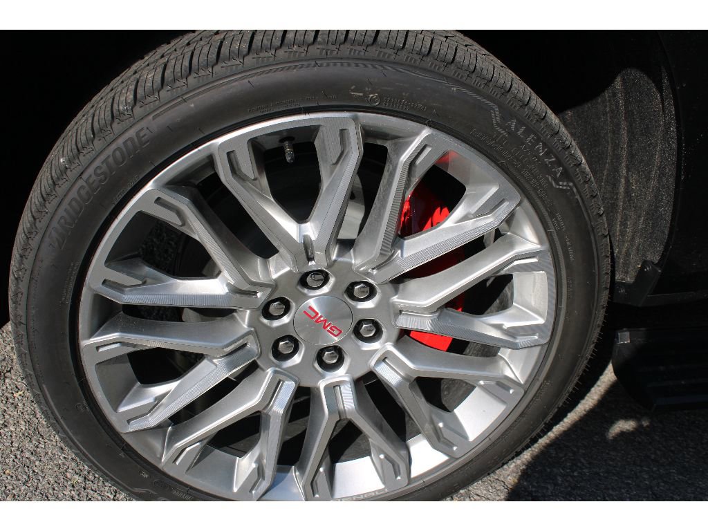 New 2026 GMC Yukon Denali w/ Denali Reserve Package image 15