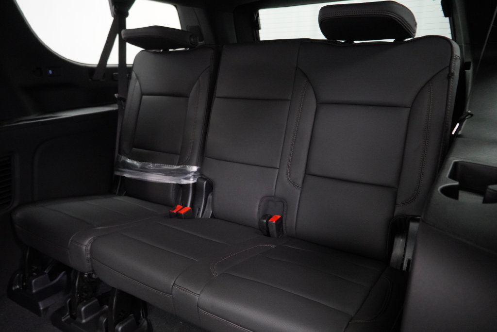 New 2026 Chevrolet Suburban High Country AWD/4WD image 12