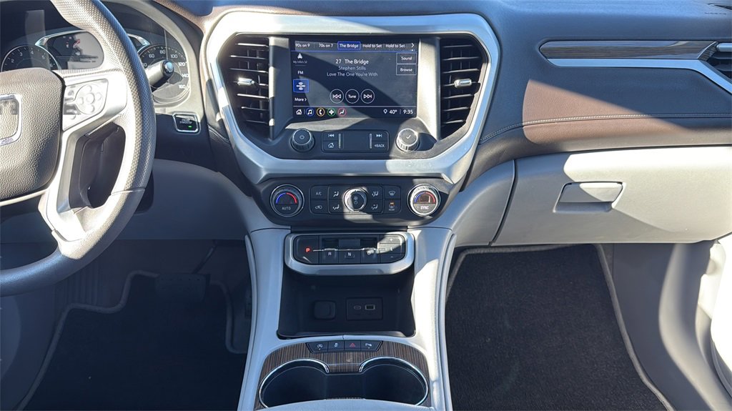 Used 2022 GMC Acadia SLE w/ Driver Convenience Package image 15