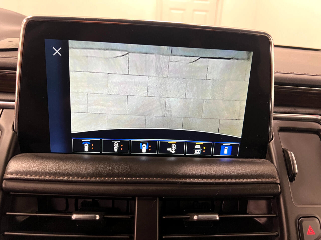 Used 2024 Chevrolet Tahoe High Country image 48