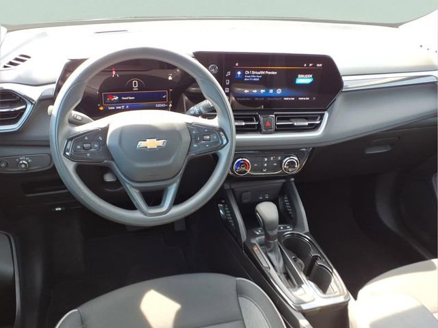 Used 2025 Chevrolet TrailBlazer LT image 16