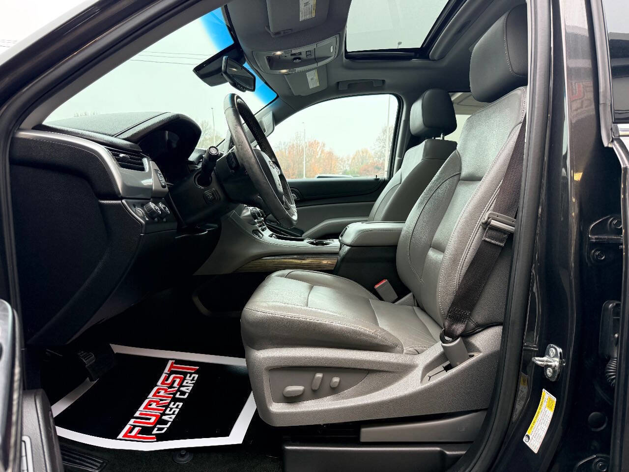 Used 2017 Chevrolet Tahoe LT w/ LT Signature Package image 18