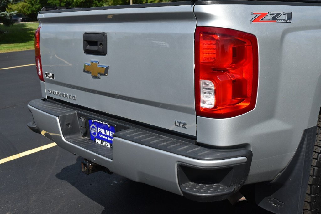 Used 2016 Chevrolet Silverado 1500 LTZ Z71 AWD/4WD image 9
