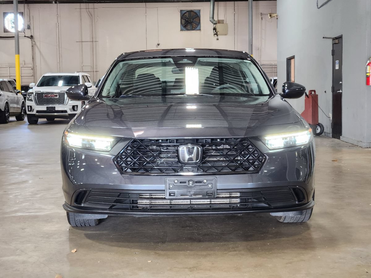 Used 2023 Honda Accord EX image 2