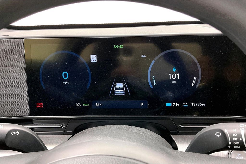 Used 2024 Hyundai Kona SE FWD image 26