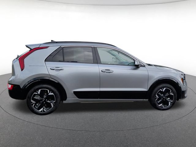 Used 2023 Kia Niro Wind w/ Wind Preserve Package FWD image 6