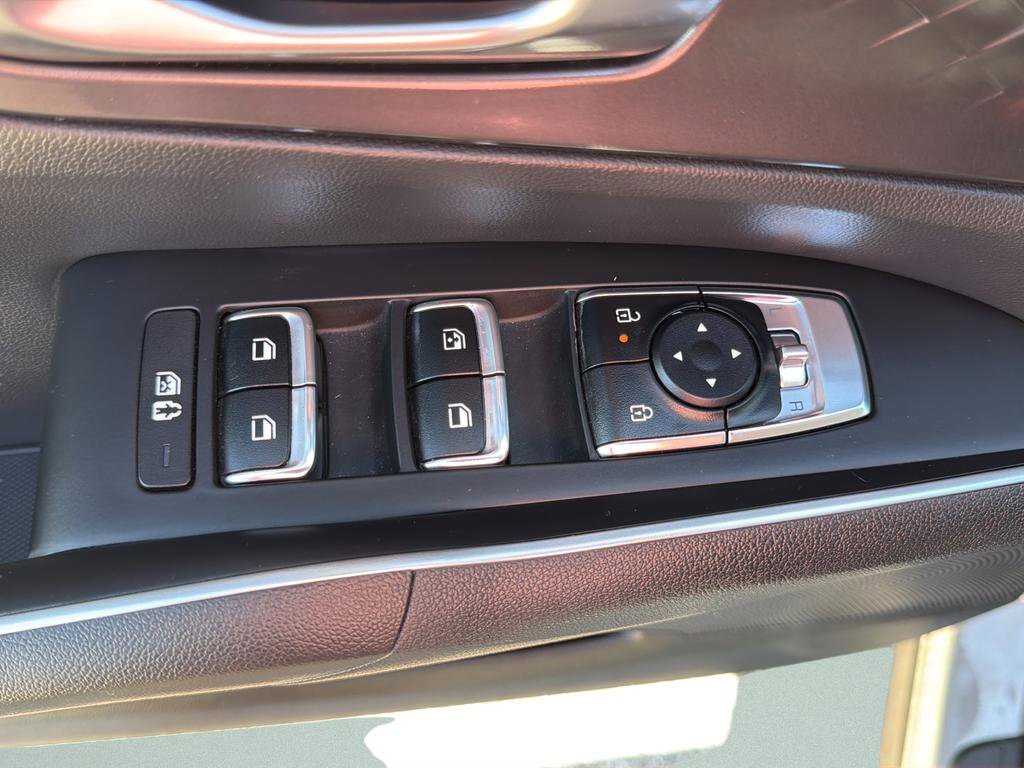 Used 2025 Kia Sorento S w/ Panoramic Sunroof Package FWD image 20