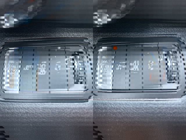 New 2026 Chevrolet Equinox LT w/ Convenience Package II image 23