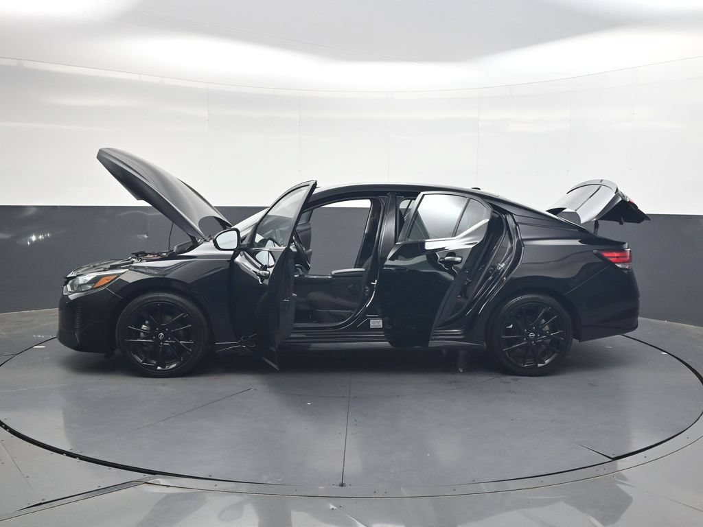 Used 2025 Nissan Sentra SR w/ Midnight Edition FWD image 48